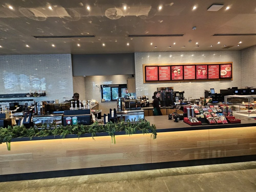 Starbucks Lake Wilson FL