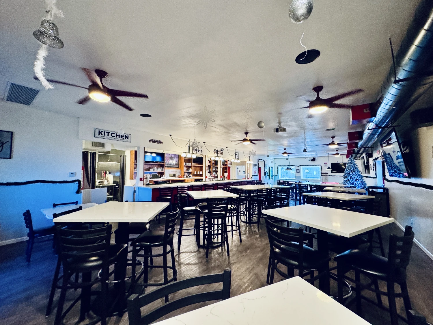 Freestanding Restaurant 329 Lake Blvd 