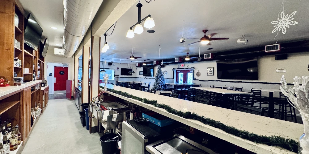 Freestanding Restaurant 329 Lake Blvd 
