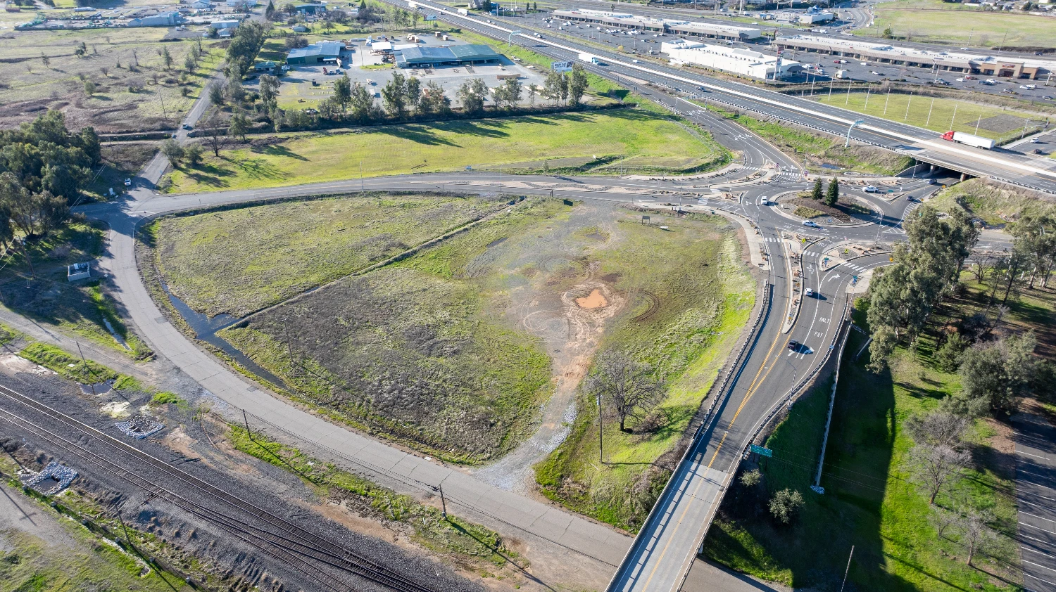 I-5 Offramp at Deschutes Rd