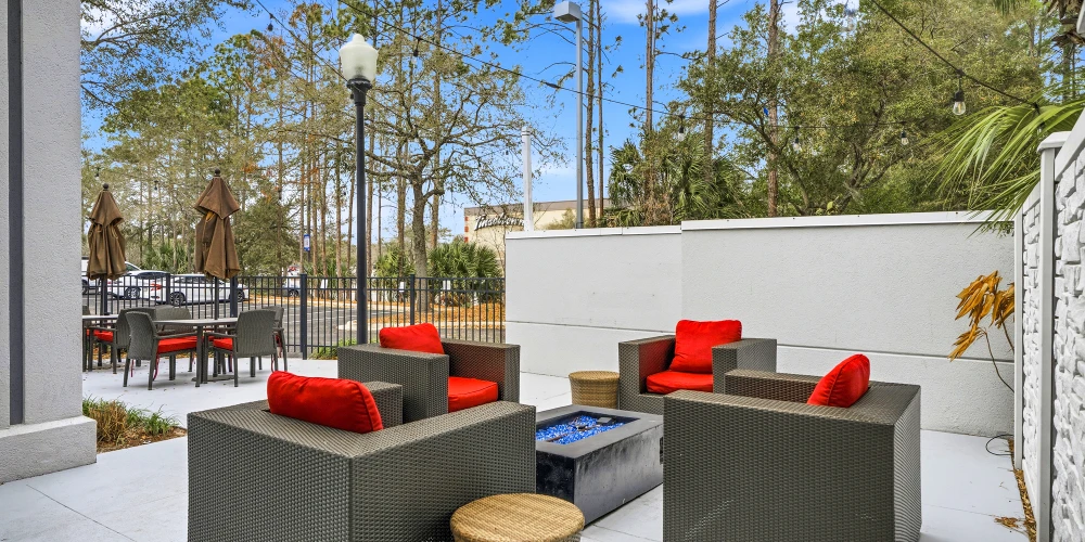 Institutional Sale | Hilton Garden Inn Jacksonville JTB/Deerwood Park