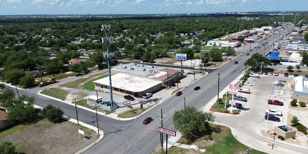 3570-3580 Culebra Rd