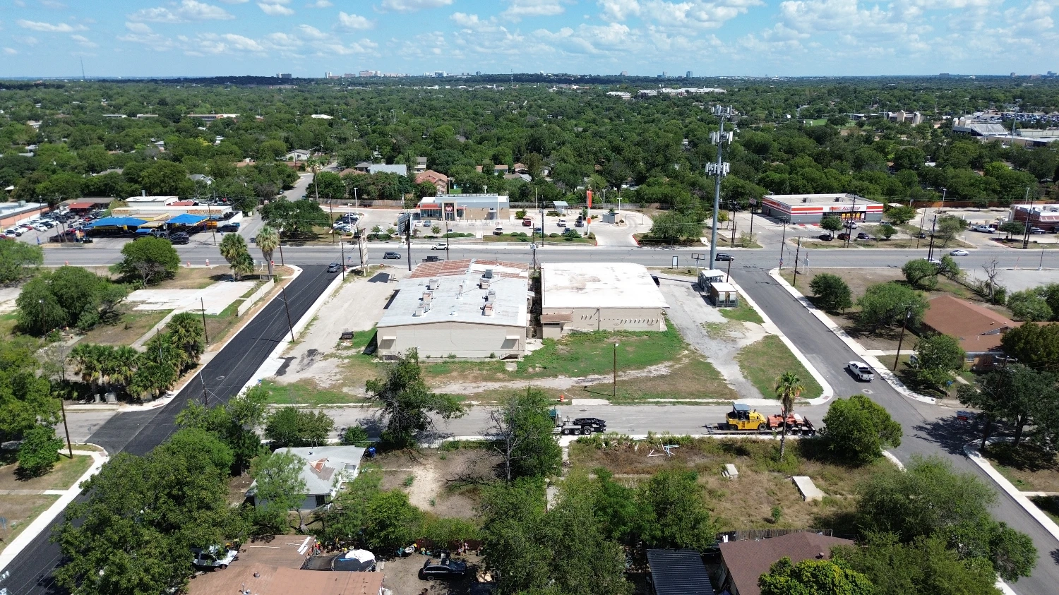 3570-3580 Culebra Rd