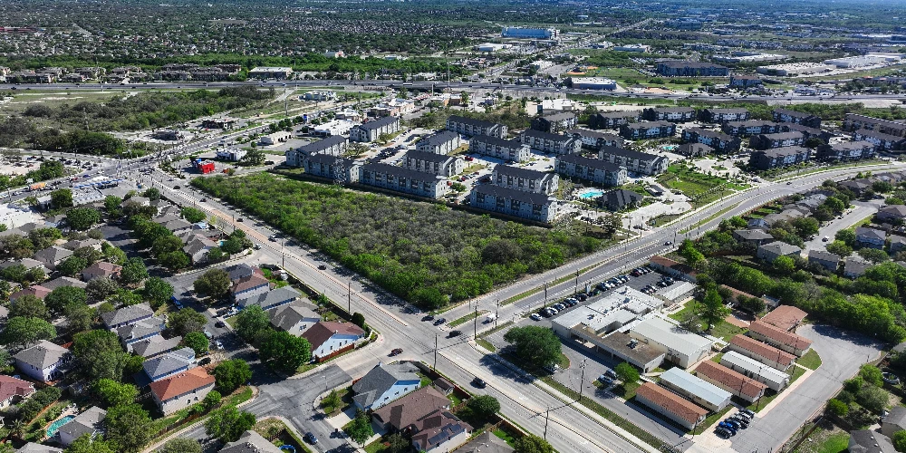 5.6 AC Corner Site | Hunt Ln & Vista West | Owner Financing & Build-to-Suit