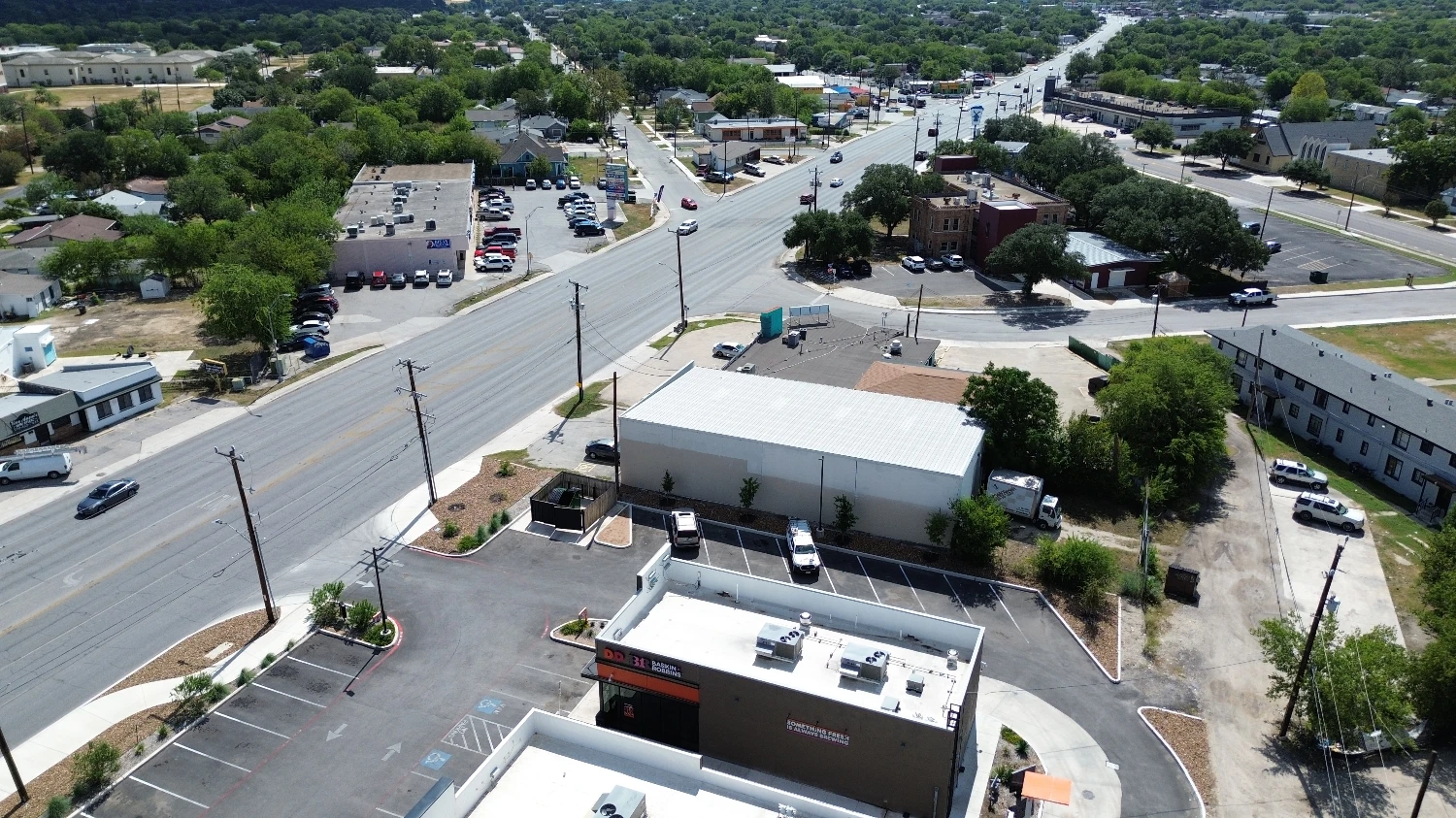 603 Bandera - Corner Restaurant + Apartment | Turnkey Equipment | Validated Corridor