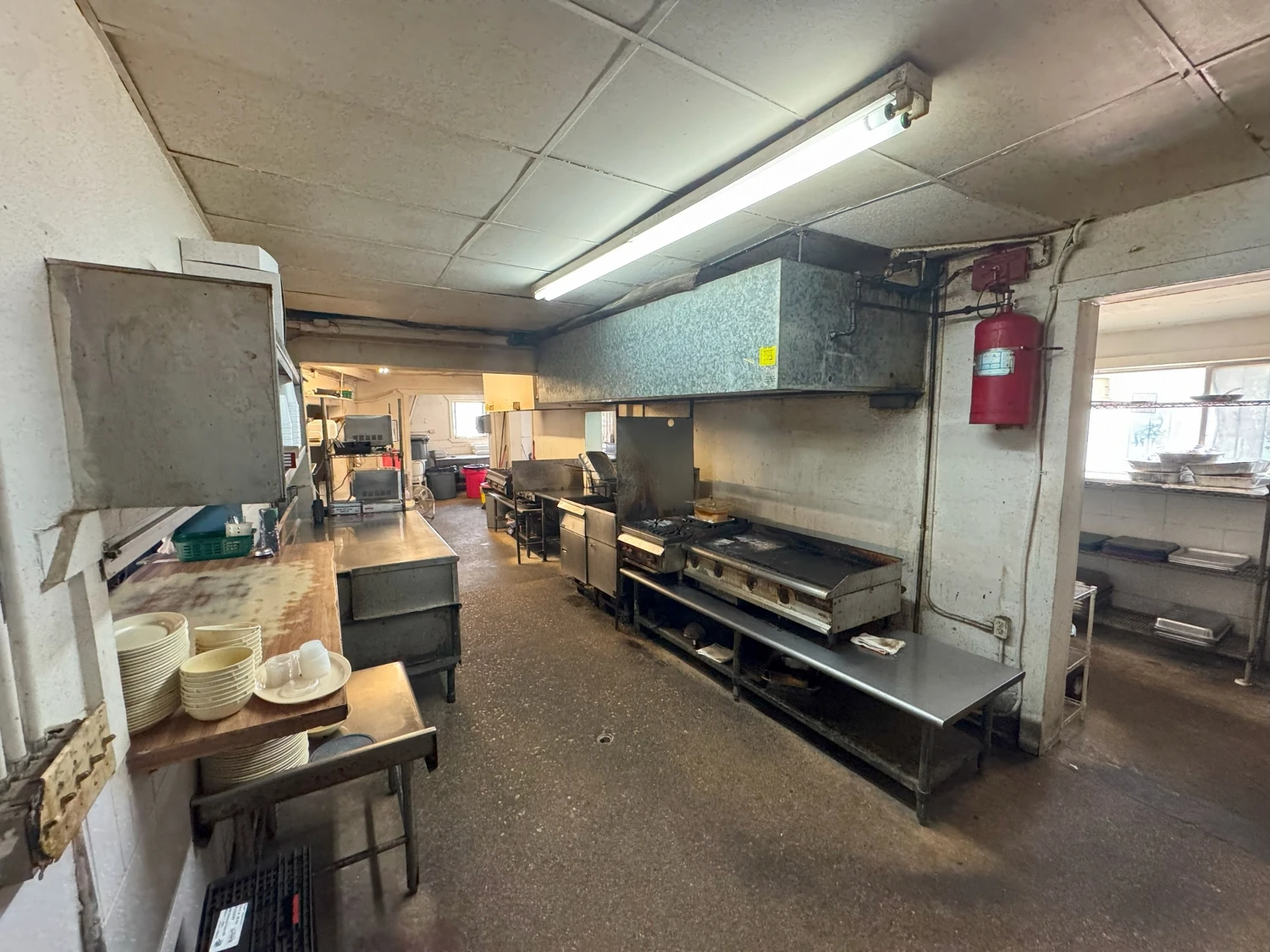 603 Bandera - Corner Restaurant + Apartment | Turnkey Equipment | Validated Corridor