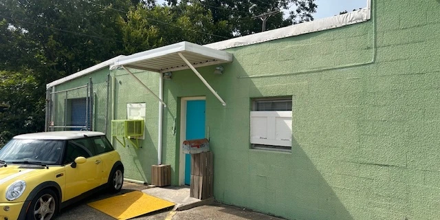 Oakland Avenue Retail