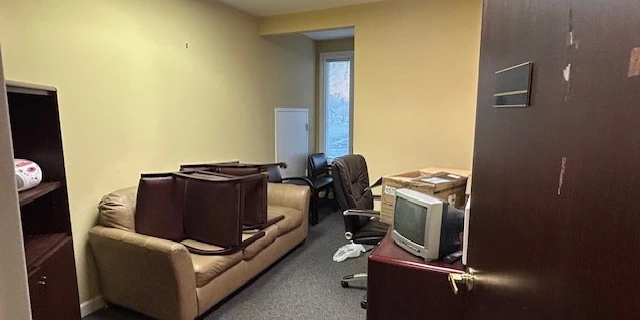 Village Oaks Office Condo