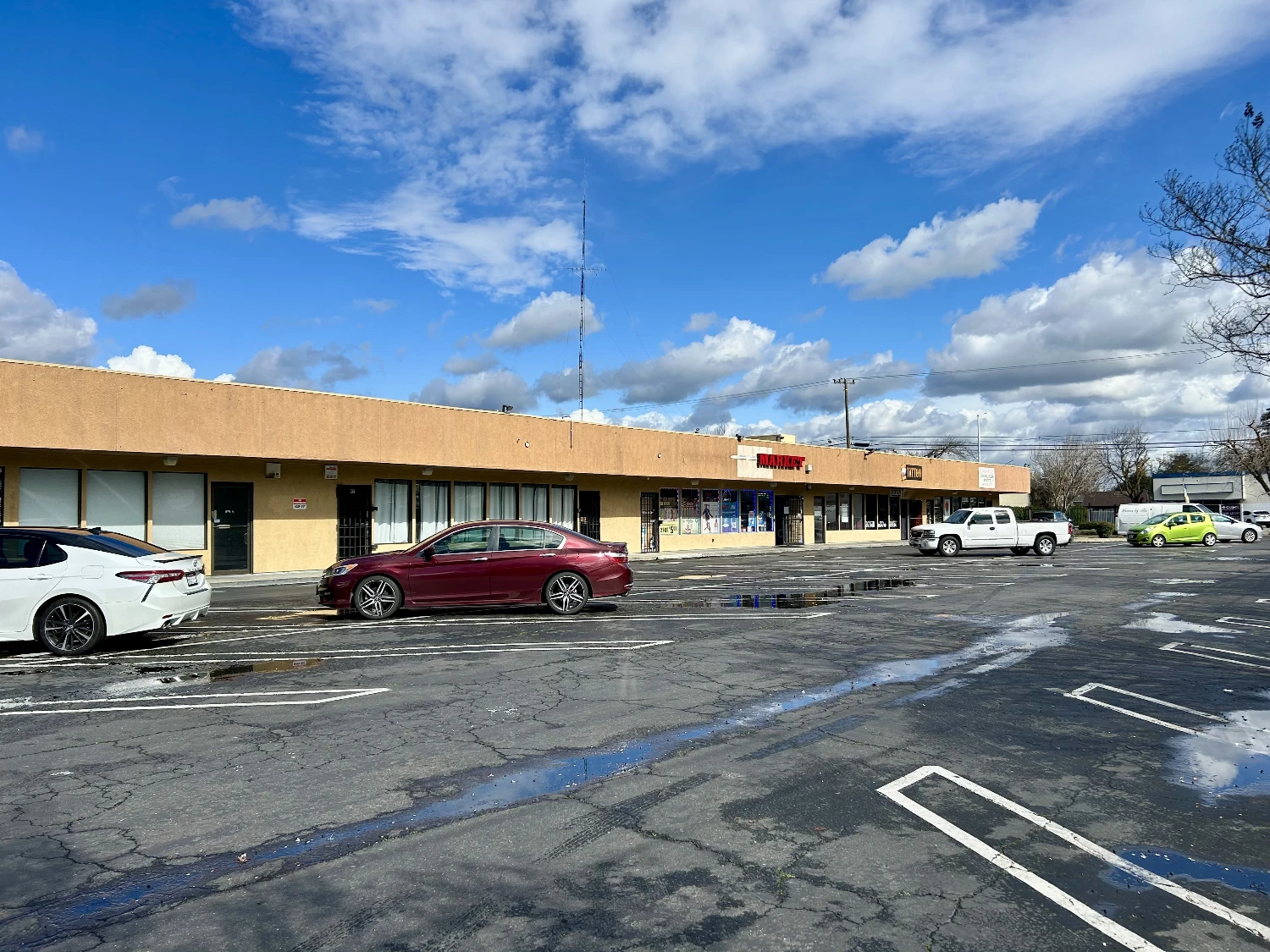 1009 & 1021 Mchenry Ave, Modesto, CA for sale