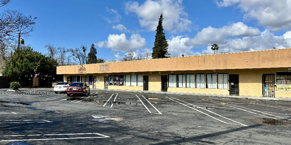 1009 & 1021 Mchenry Ave, Modesto, CA for sale