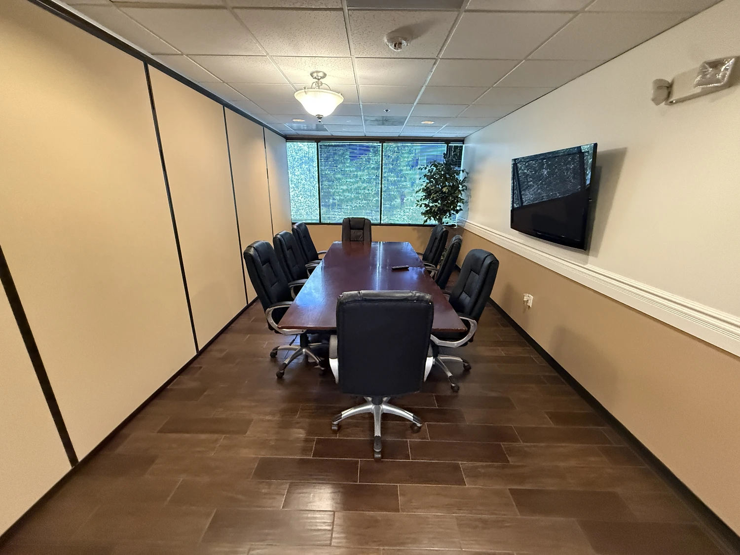 Earll Professional Plaza