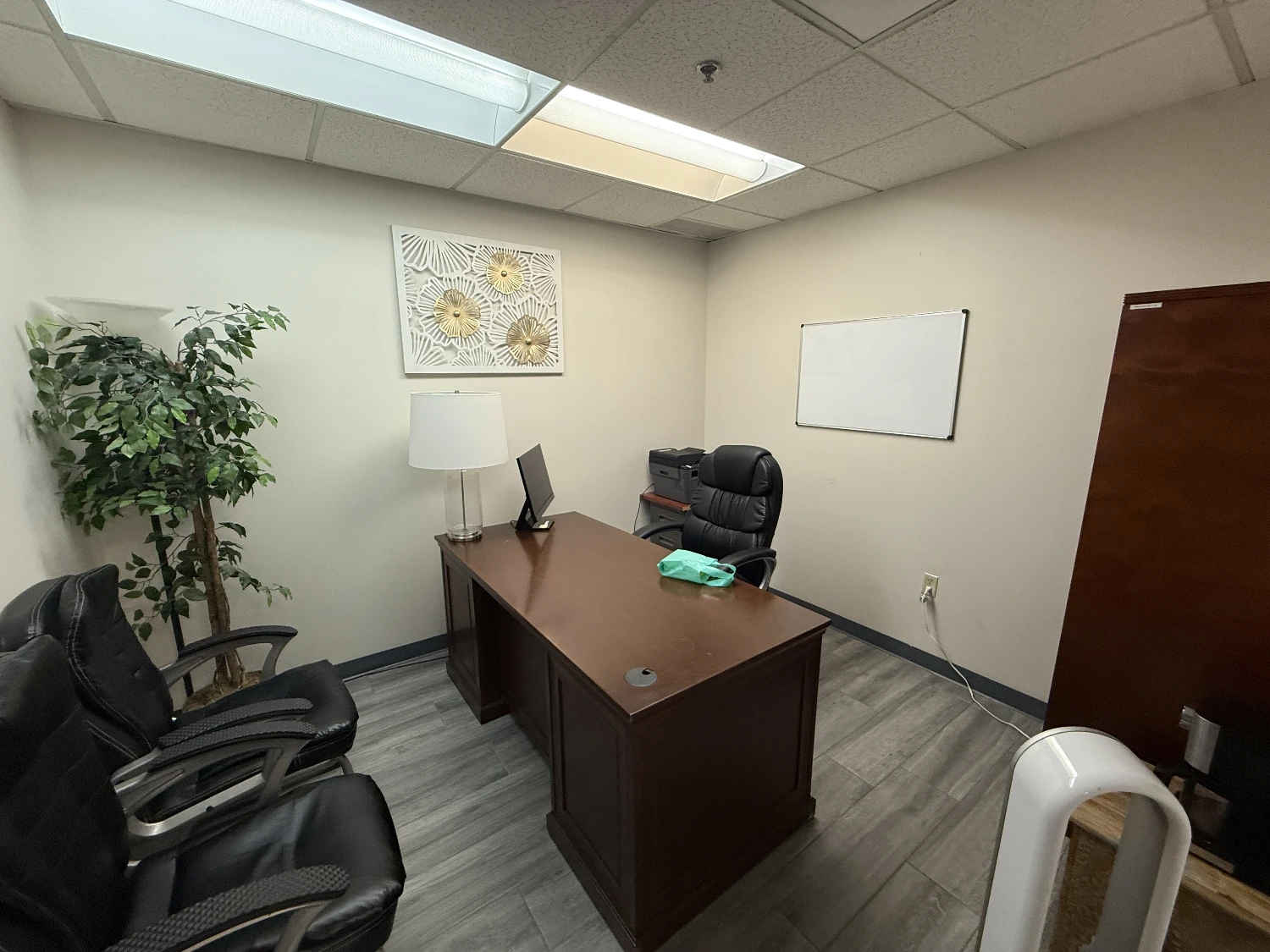 Earll Professional Plaza