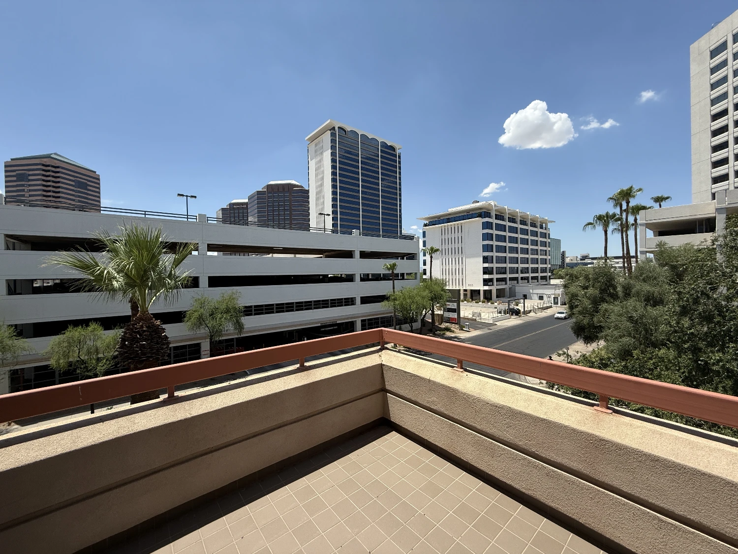 Earll Professional Plaza