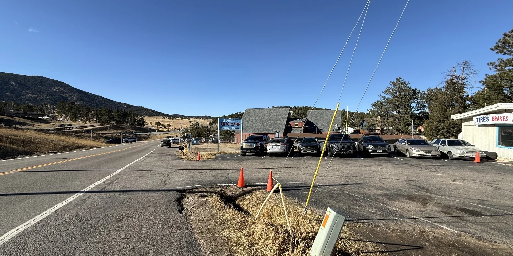 Evergreen Parkway 2 Auto/Service Buildings | 23K VPD | Owner/User or Investment
