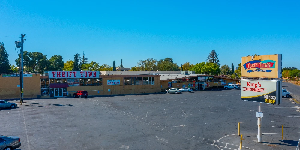 Kings Supermarket and Thrift Store