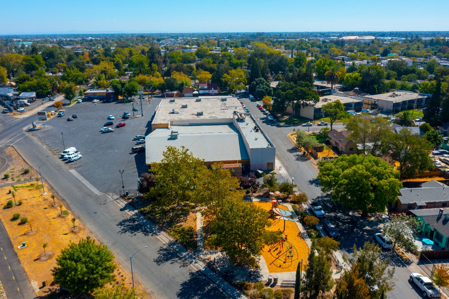 Kings Supermarket and Thrift Store