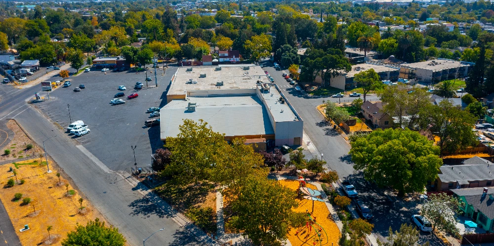 Kings Supermarket and Thrift Store