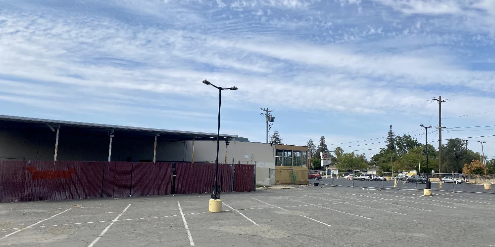 Kings Supermarket and Thrift Store