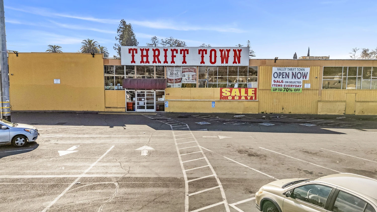 Kings Supermarket and Thrift Store