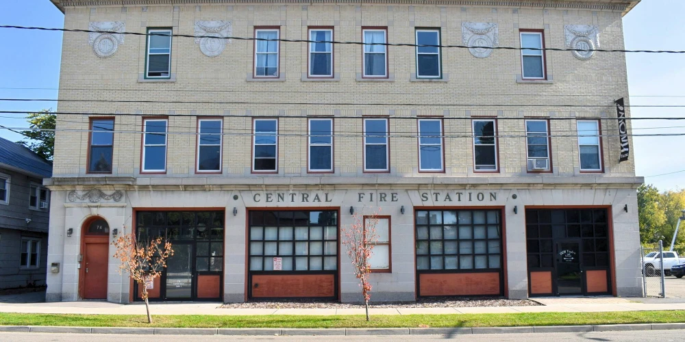 74 Carroll St