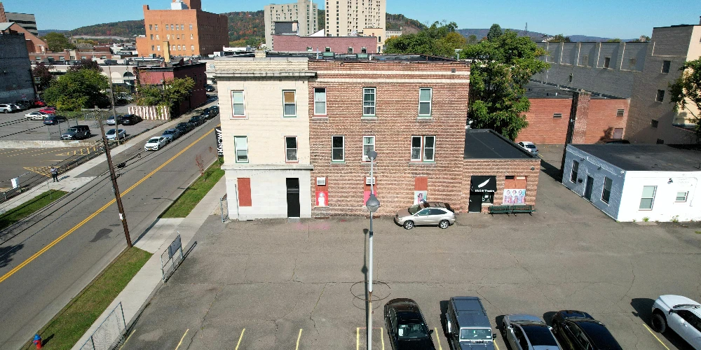74 Carroll St