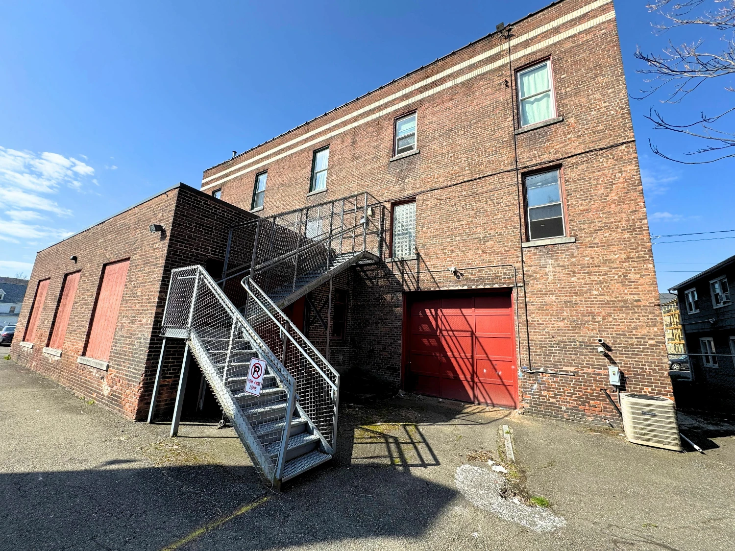74 Carroll St