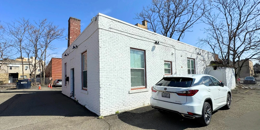 74 Carroll St