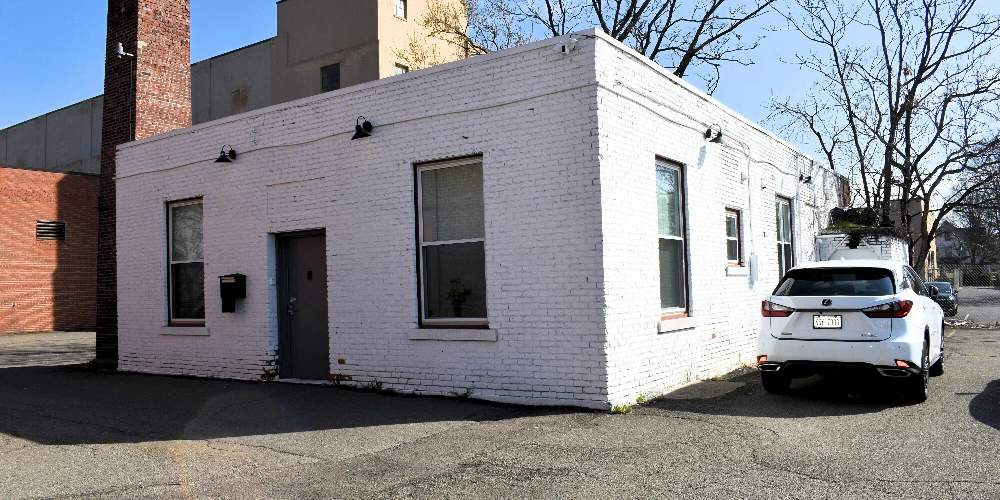 74 Carroll St