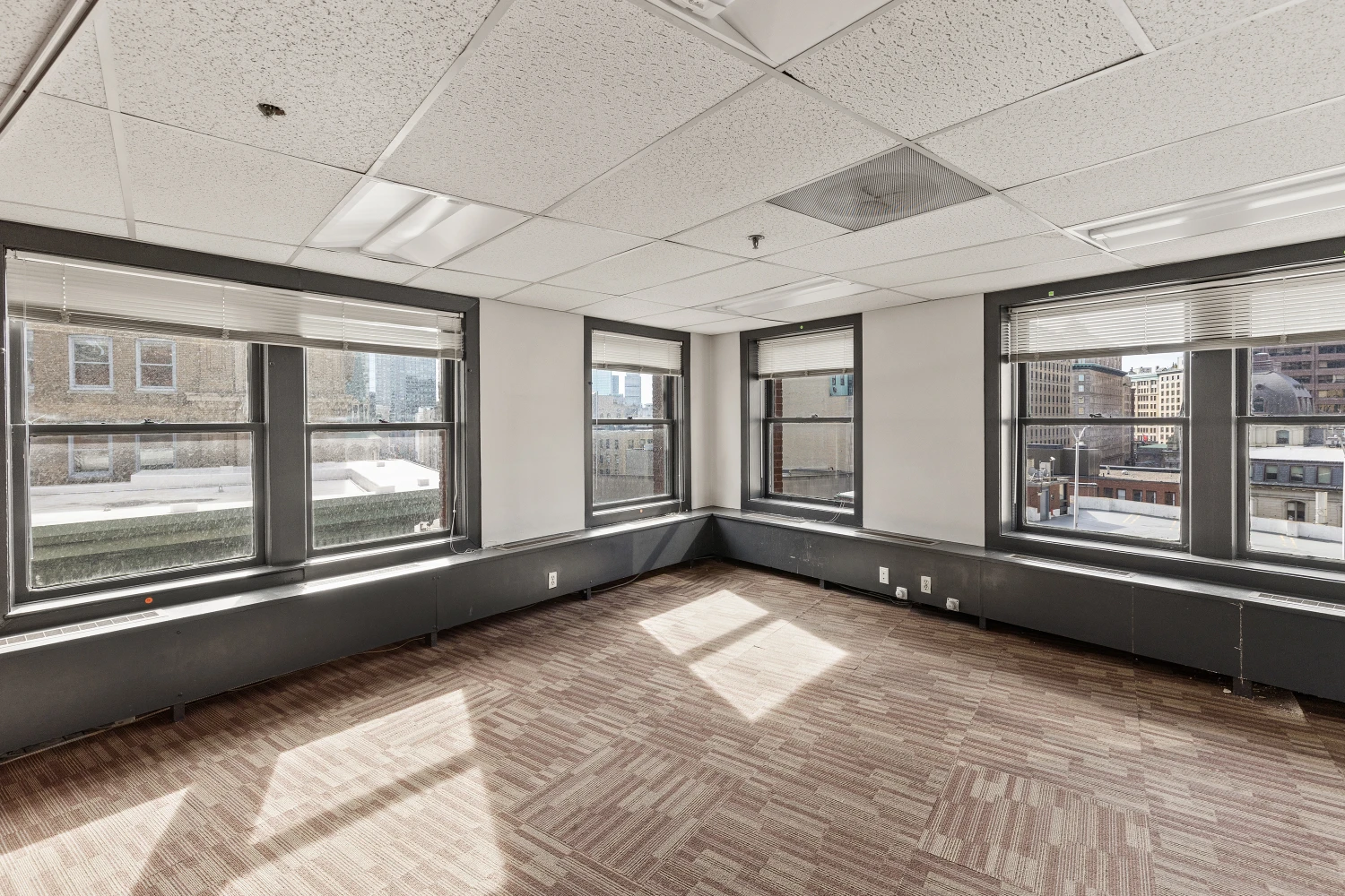 85 Devonshire | Class A Office | Approved Resi Conversion Opportunity | Boston CBD