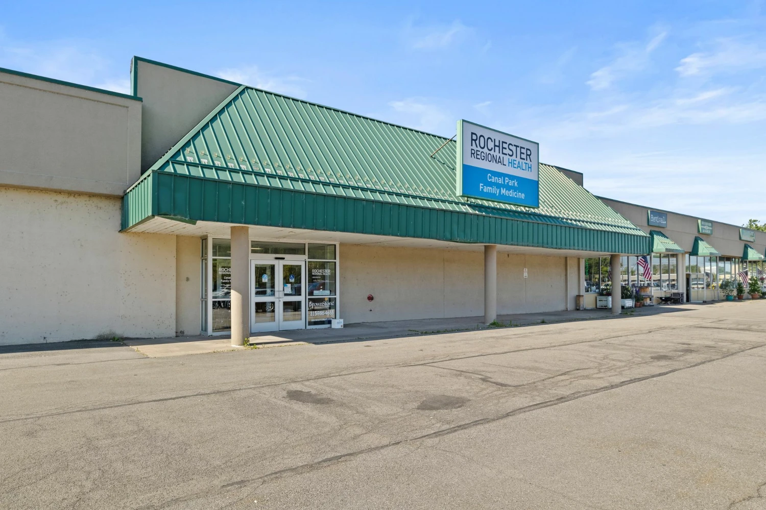 West Wayne Plaza