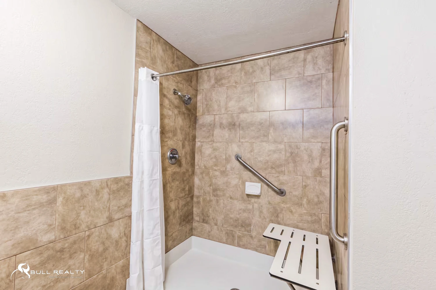 Adaptive Reuse / Value-Add Hotel Opportunity | 163 Units