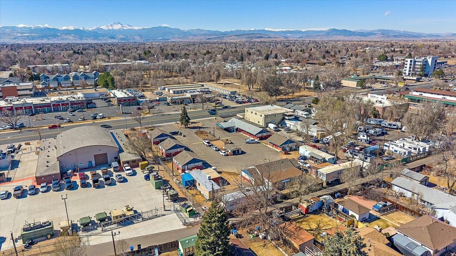 Cabins on Main Longmont 