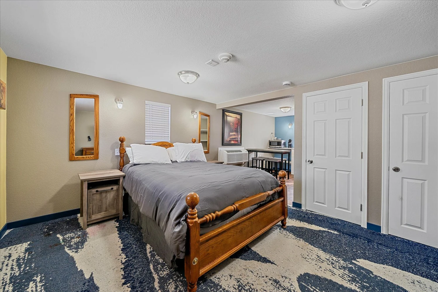 Cabins on Main Longmont 
