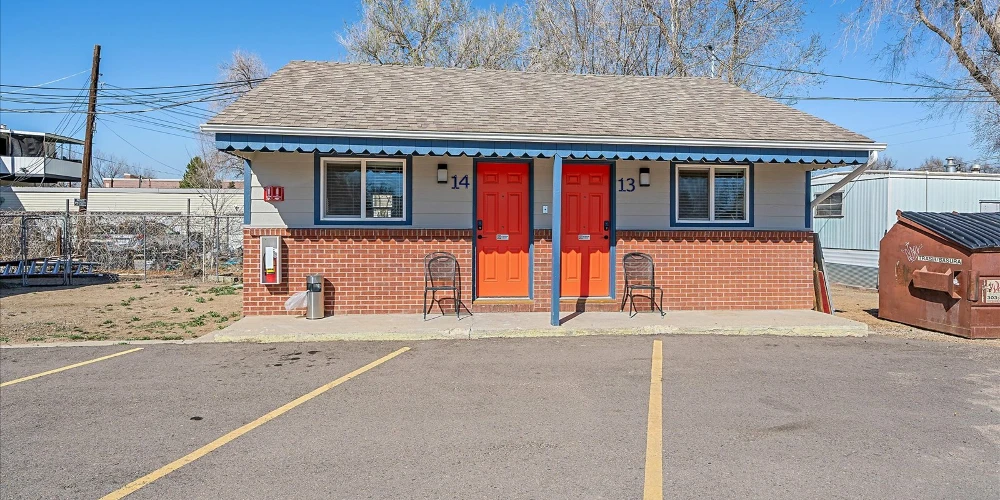 Cabins on Main Longmont 
