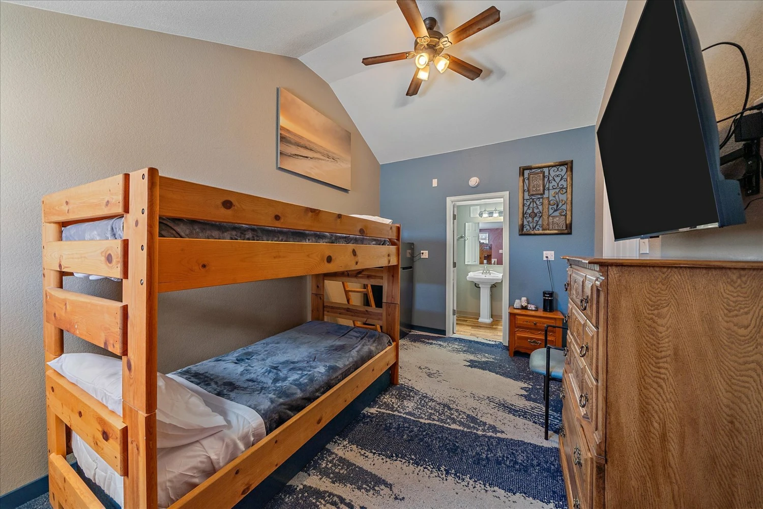Cabins on Main Longmont 