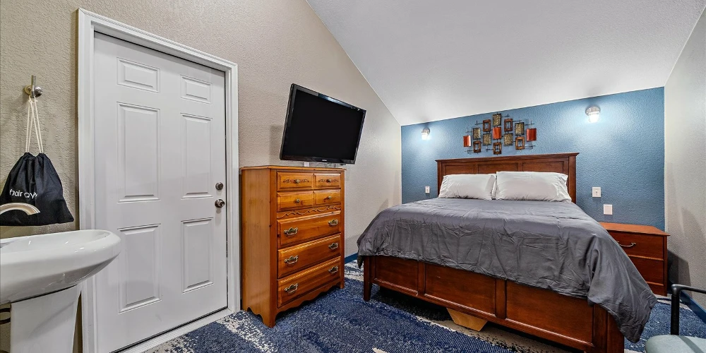 Cabins on Main Longmont 