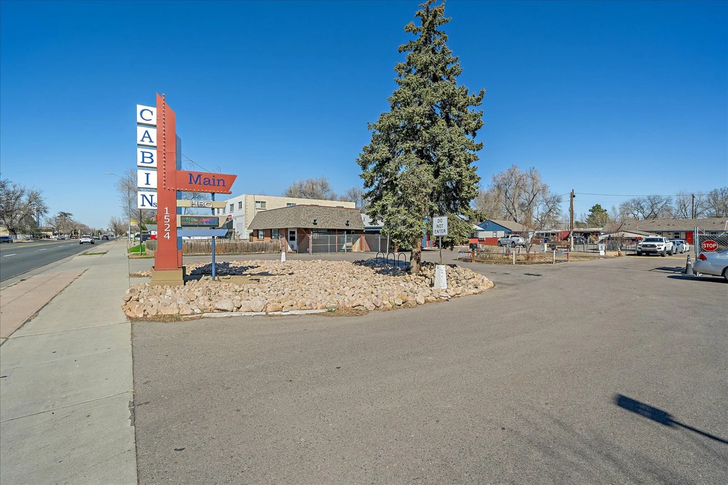 Cabins on Main Longmont 