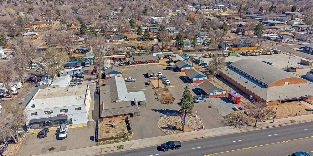 Cabins on Main Longmont 