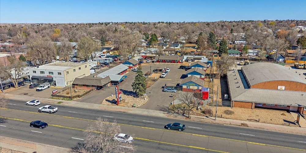Cabins on Main Longmont 