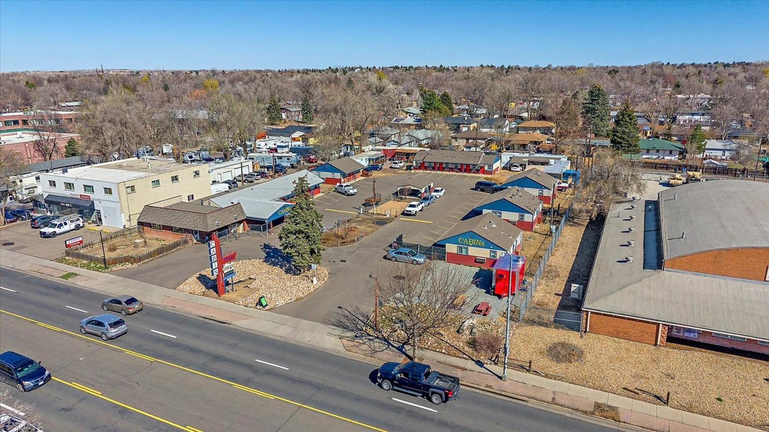 Cabins on Main Longmont 