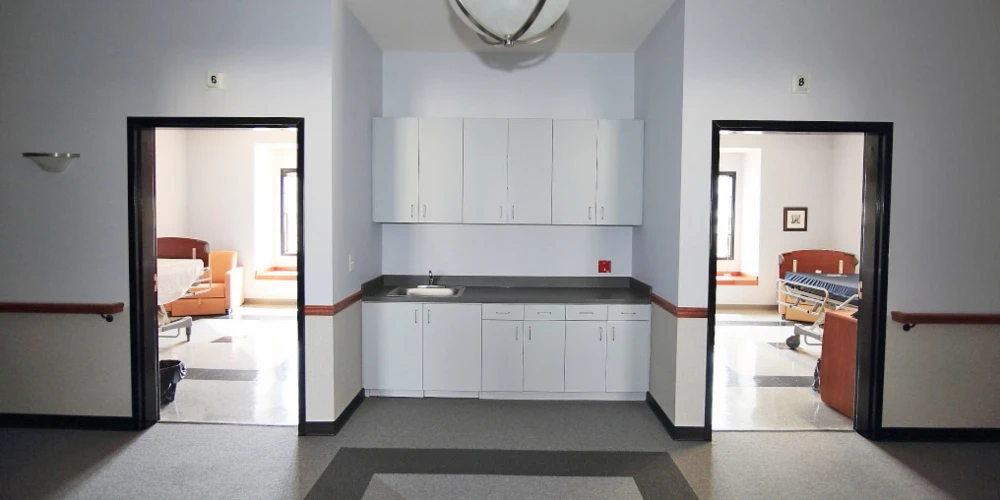 12-Unit Healthcare Facility | ±8,878 SF 