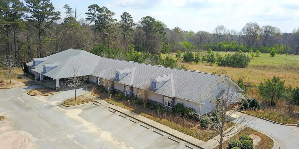 12-Unit Healthcare Facility | ±8,878 SF 