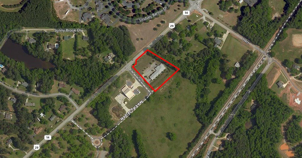 12-Unit Healthcare Facility | ±8,878 SF 
