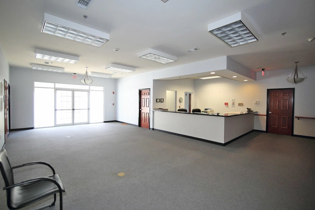 12-Unit Healthcare Facility | ±8,878 SF 
