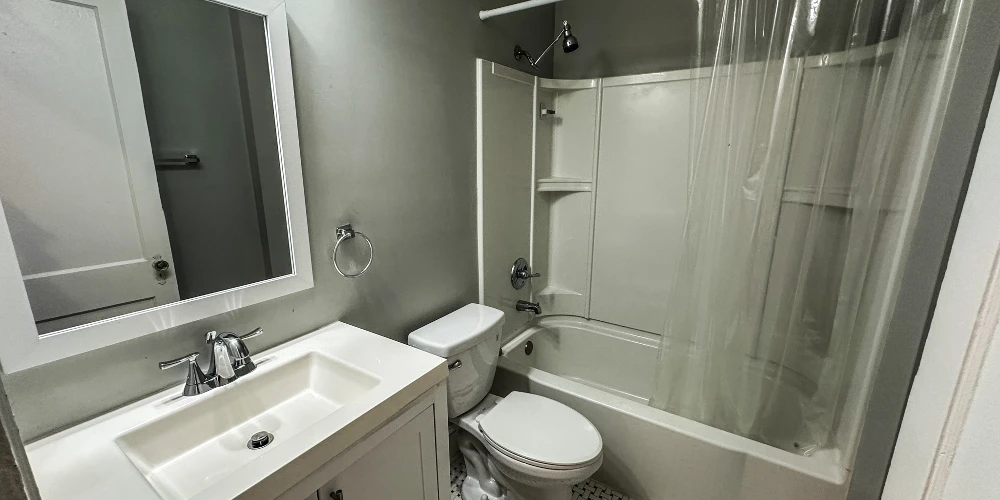 4 Units in the Heart of Midtown | For Sale 