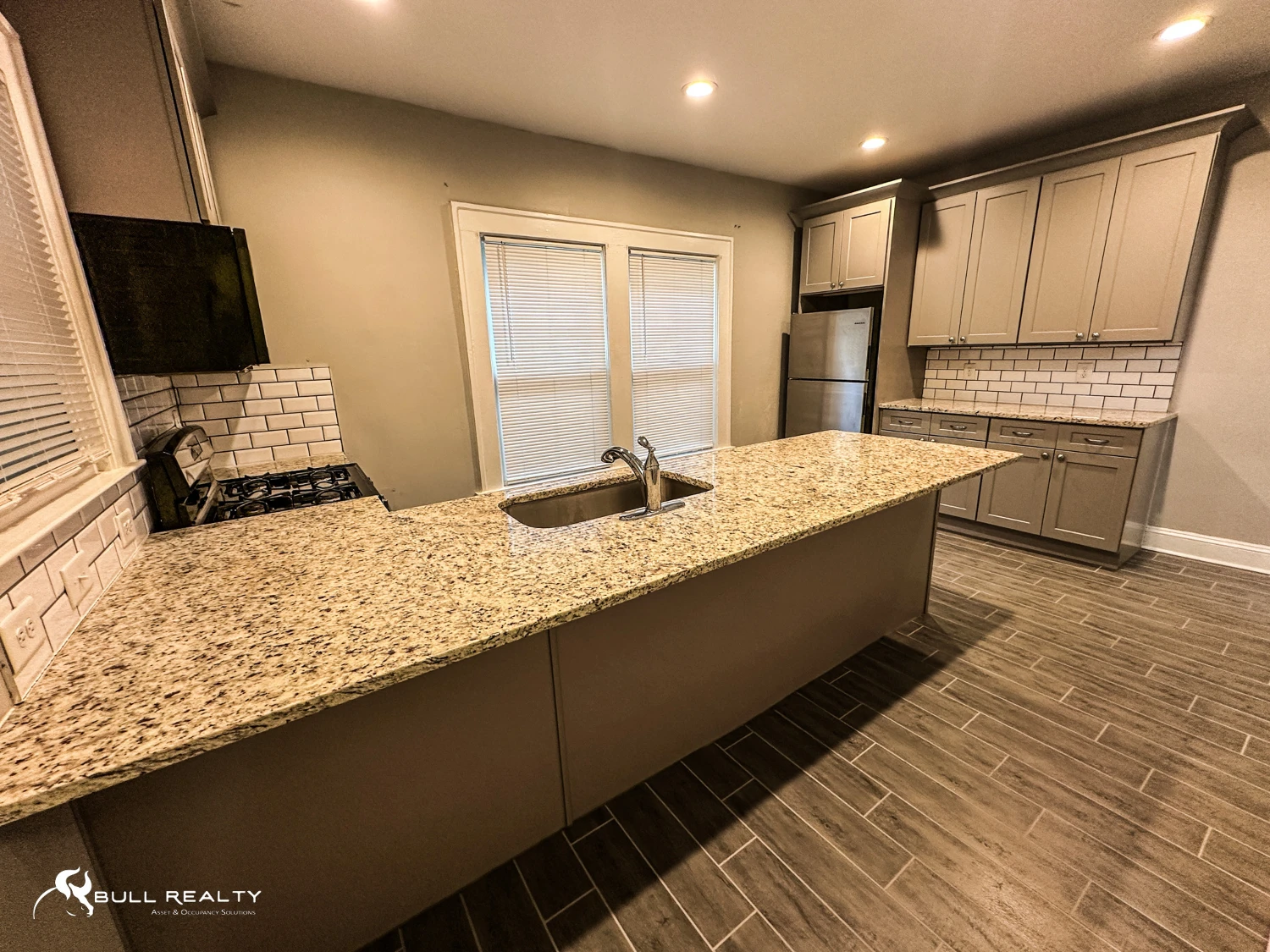 4 Units in the Heart of Midtown | For Sale 