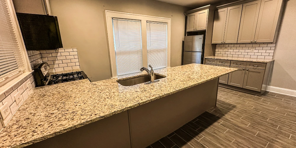 4 Units in the Heart of Midtown | For Sale 