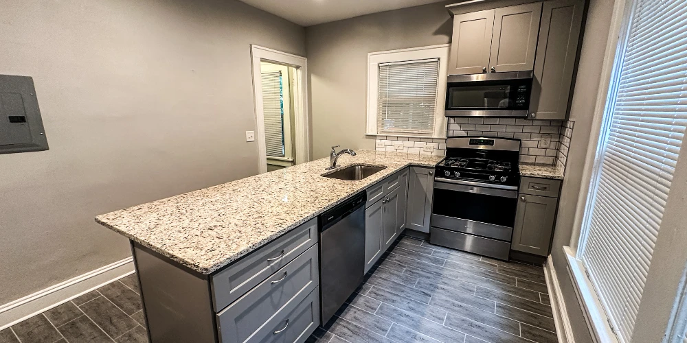 4 Units in the Heart of Midtown | For Sale 