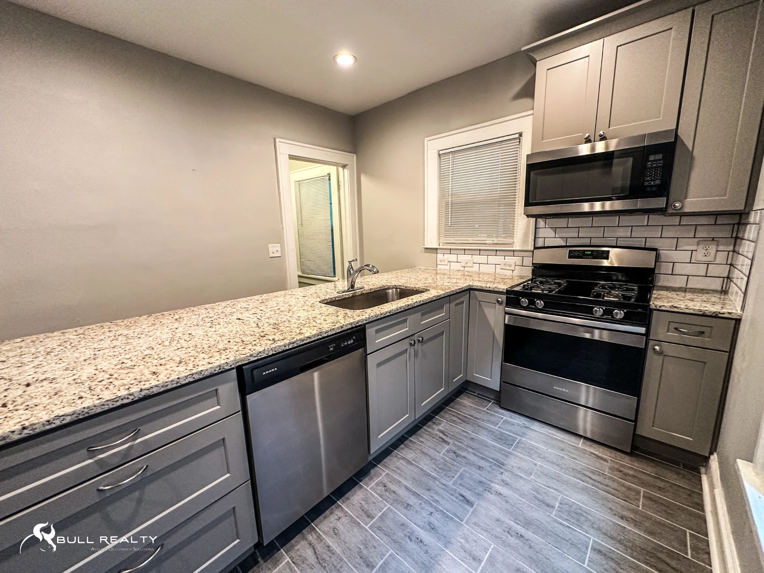 4 Units in the Heart of Midtown | For Sale 