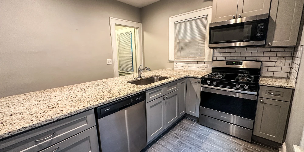 4 Units in the Heart of Midtown | For Sale 